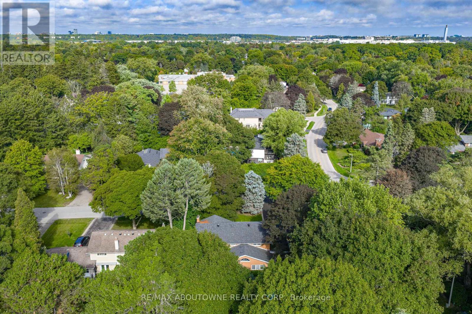 1284 Cleaver Drive, Oakville, Ontario  L6J 1W3 - Photo 32 - W13082524
