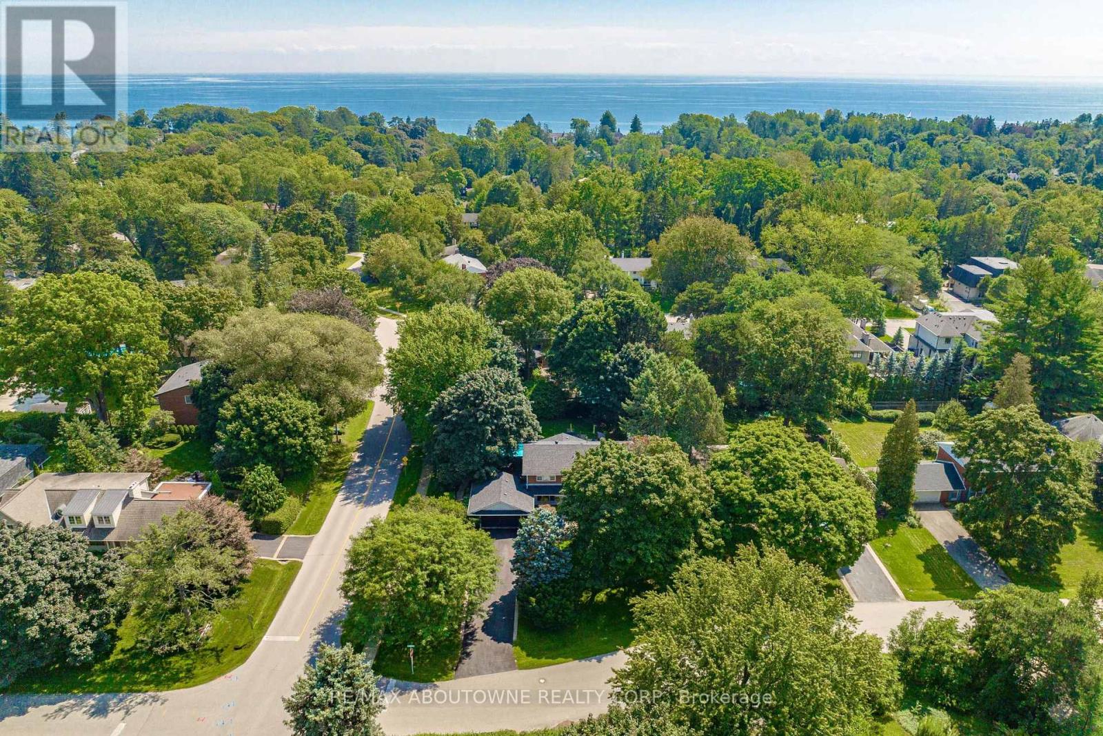 1284 Cleaver Drive, Oakville, Ontario  L6J 1W3 - Photo 37 - W13082524