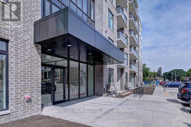 102 - 103 Roger Street, Waterloo, Ontario  N2J 1A4 - Photo 2 - X13082498