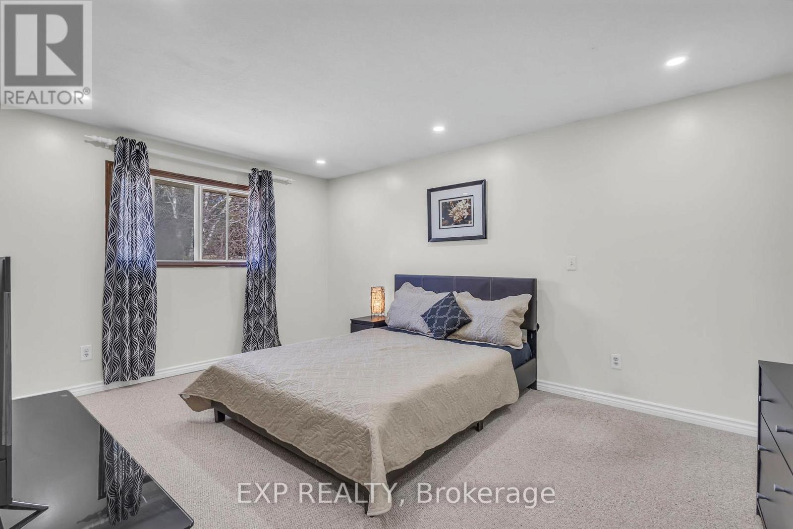 146 Bechtel Drive S, Kitchener, Ontario  N2P 1S3 - Photo 22 - X13082520