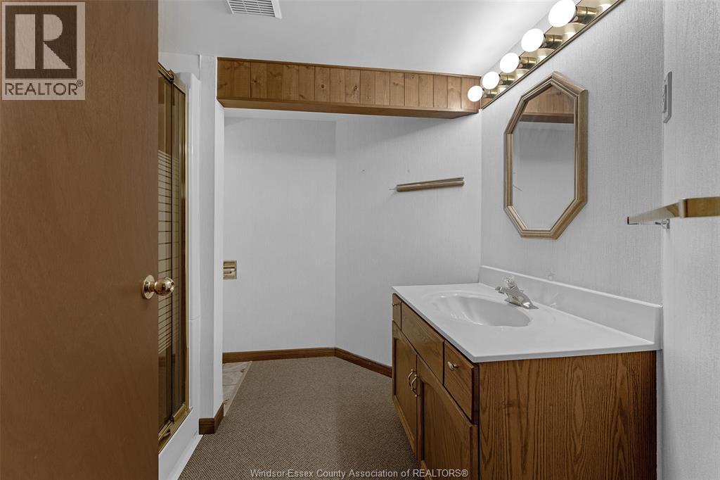616 Ducharme Street, Windsor, Ontario  N9G 1K6 - Photo 33 - 26010060