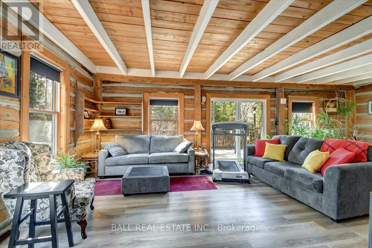 735 Smaglinski-Stoppa Parkway, Madawaska Valley, Ontario  K0J 2N0 - Photo 15 - X13069328