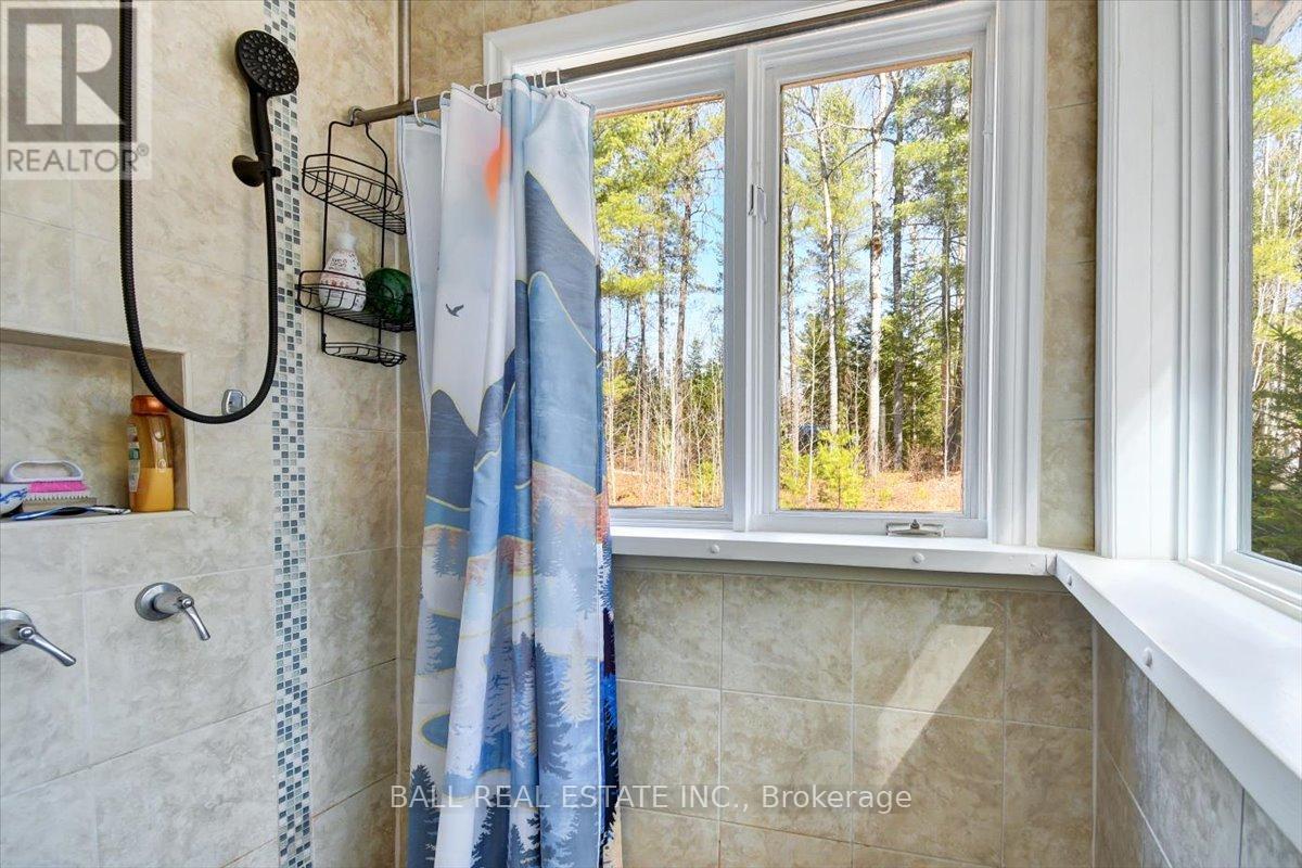 735 Smaglinski-Stoppa Parkway, Madawaska Valley, Ontario  K0J 2N0 - Photo 21 - X13069328