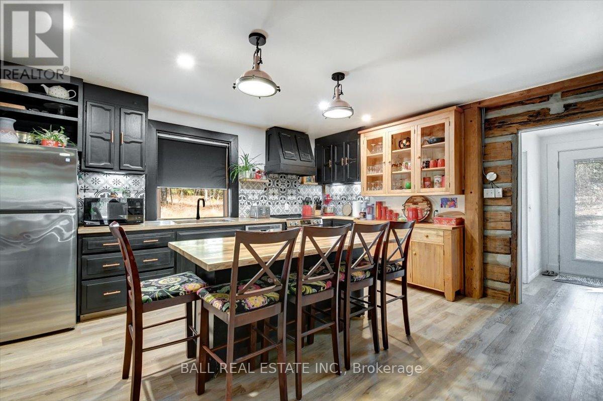 735 Smaglinski-Stoppa Parkway, Madawaska Valley, Ontario  K0J 2N0 - Photo 5 - X13069328