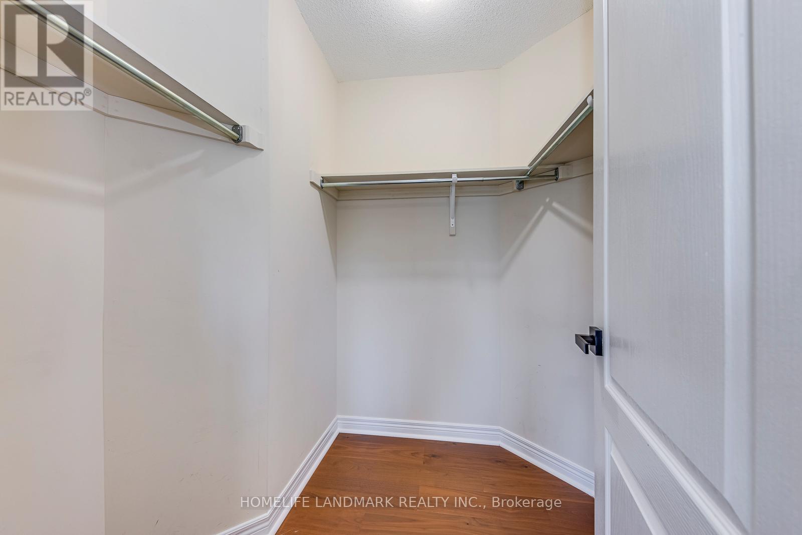 5123 Heatherleigh Avenue, Mississauga, Ontario  L5V 1M7 - Photo 28 - W13082240