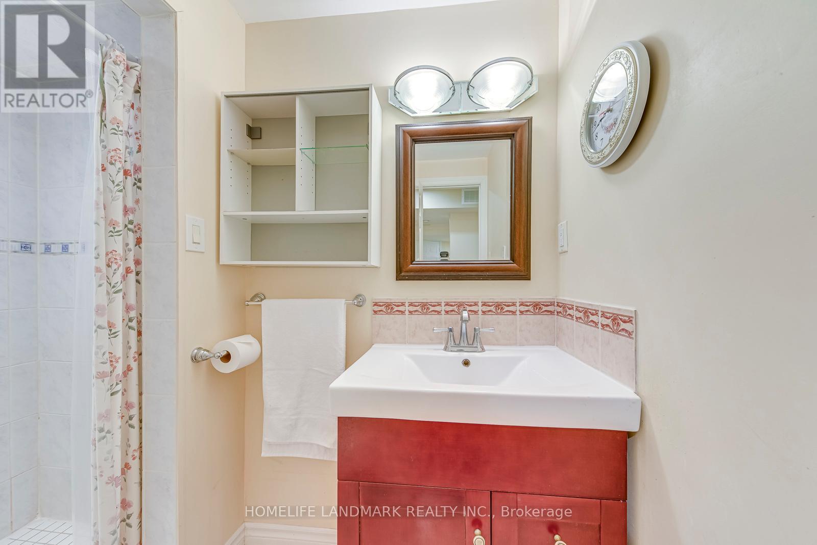 5123 Heatherleigh Avenue, Mississauga, Ontario  L5V 1M7 - Photo 40 - W13082240