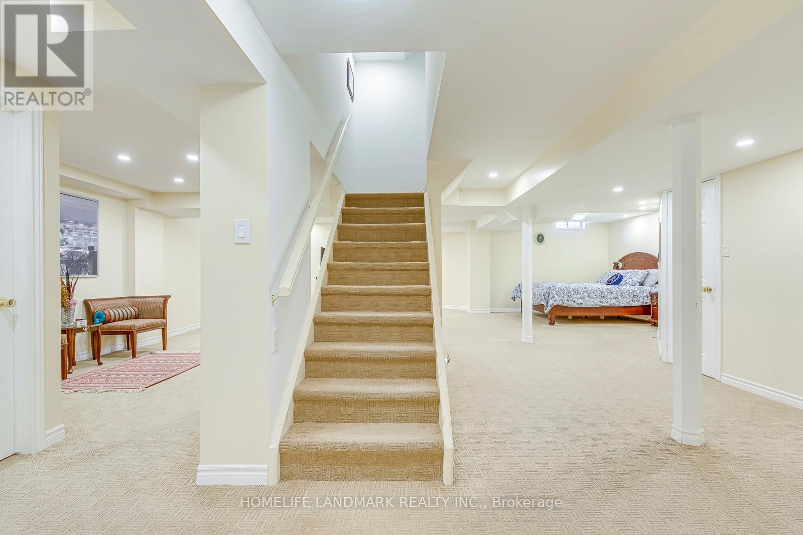 5123 Heatherleigh Avenue, Mississauga, Ontario  L5V 1M7 - Photo 35 - W13082240