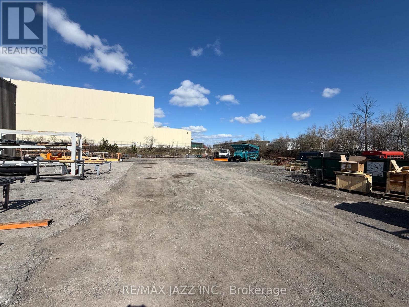 171 Fuller Road, Ajax, Ontario  L1S 2E1 - Photo 5 - E13082650