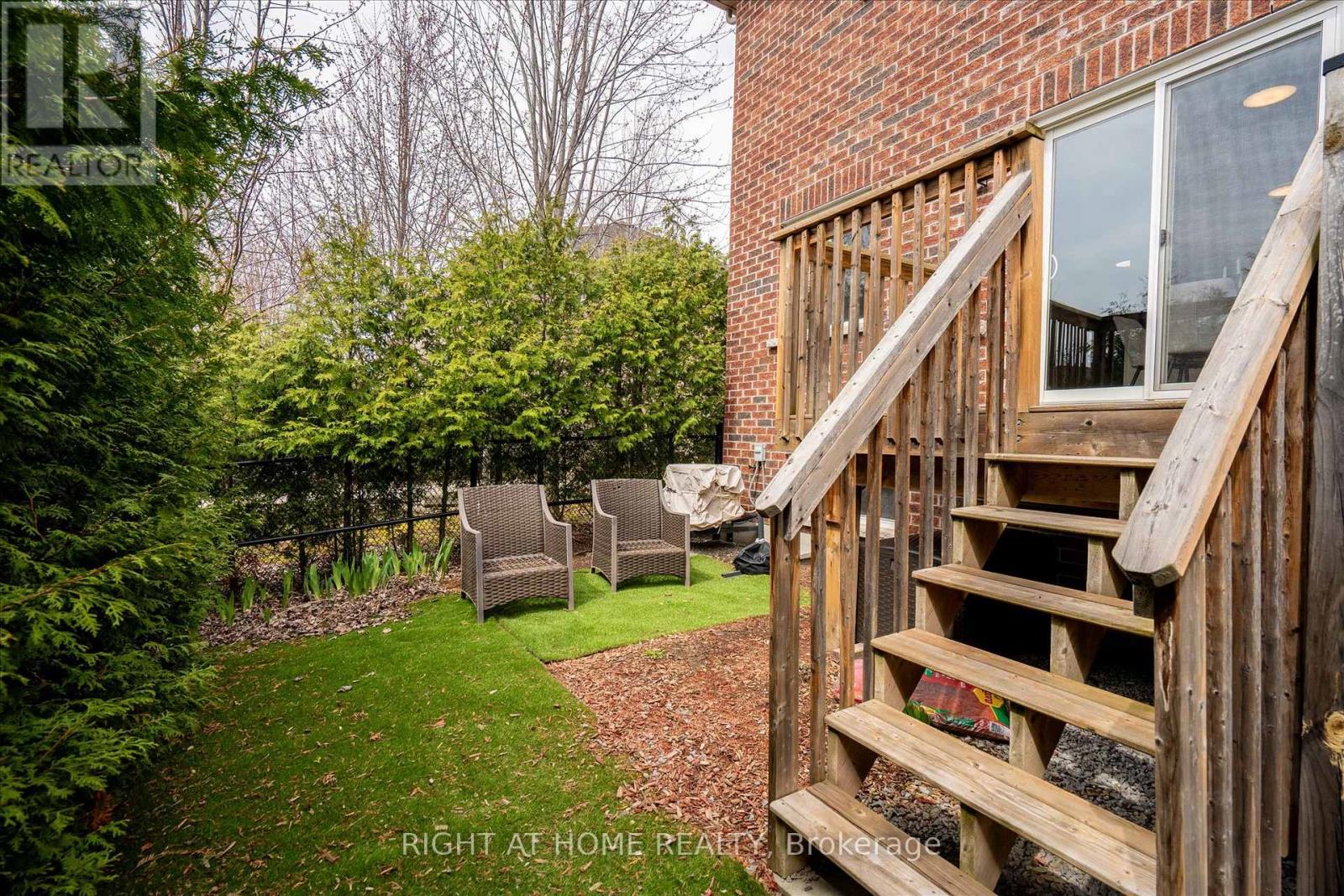 40 Markham Trail, Clarington (Bowmanville), Ontario  L1C 0S4 - Photo 25 - E13082726