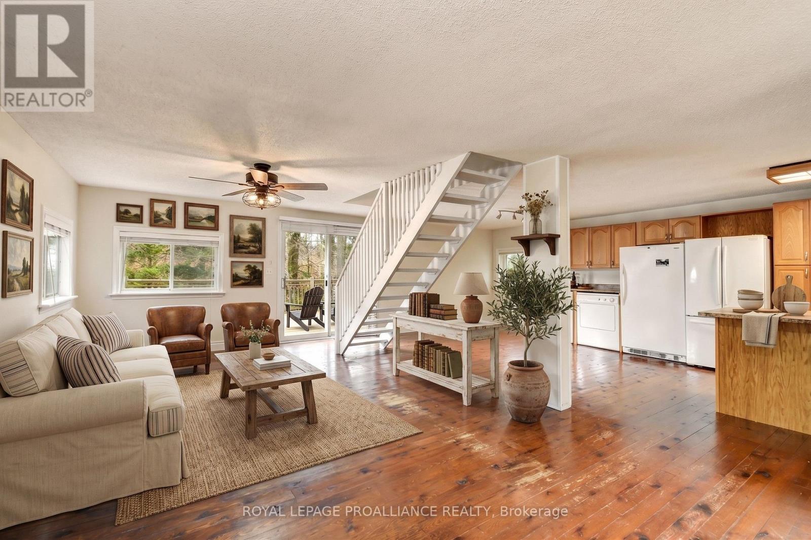 1407 Spooks Bay Lane, Highlands East (Cardiff Ward), Ontario  K0L 1A0 - Photo 4 - X13082710