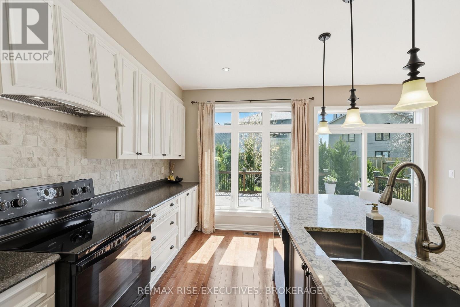 1365 Waterside Way, Kingston (Kingston East (Incl Barret Crt)), Ontario  K7K 0G2 - Photo 16 - X13082672