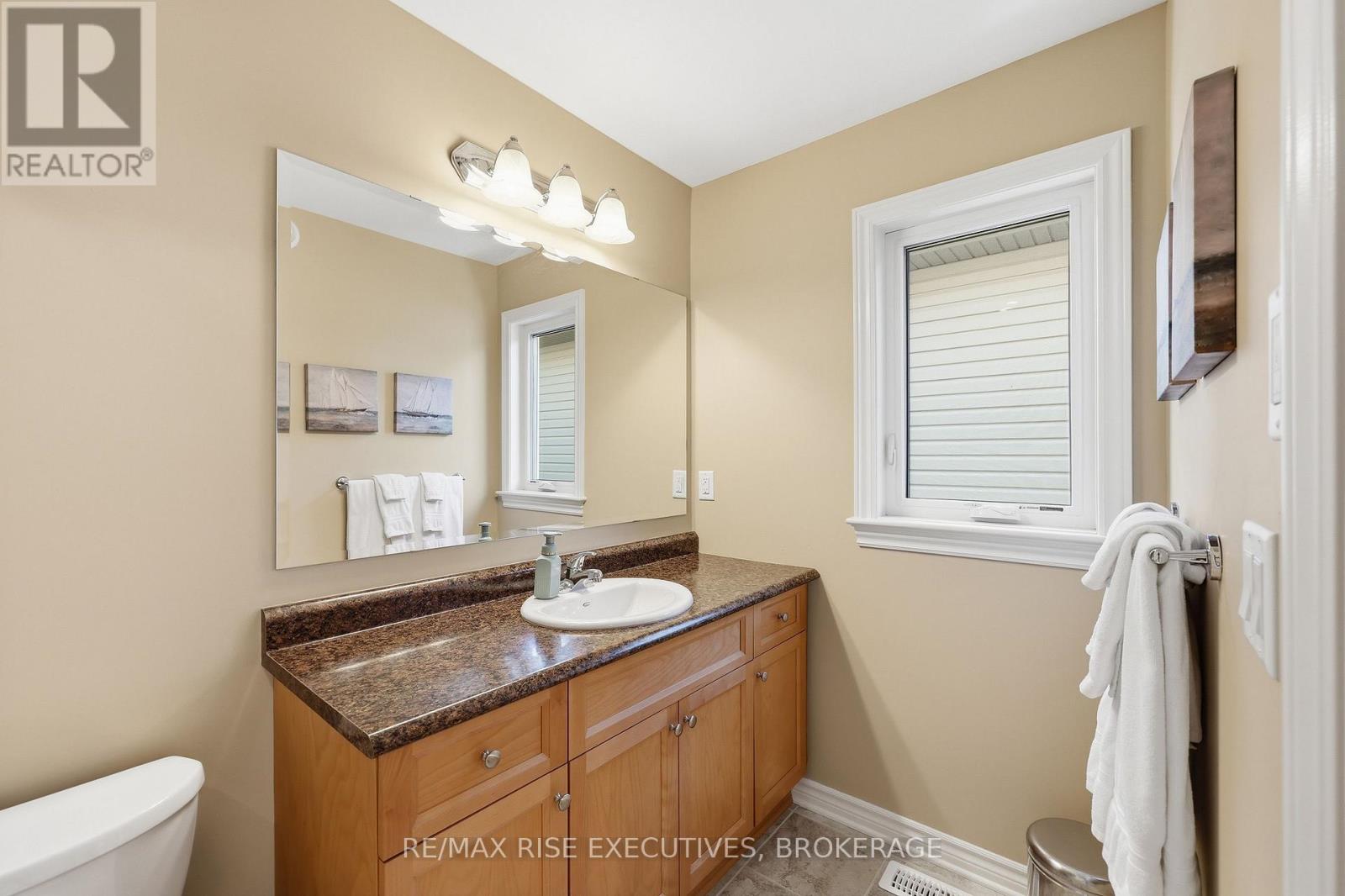 1365 Waterside Way, Kingston (Kingston East (Incl Barret Crt)), Ontario  K7K 0G2 - Photo 37 - X13082672