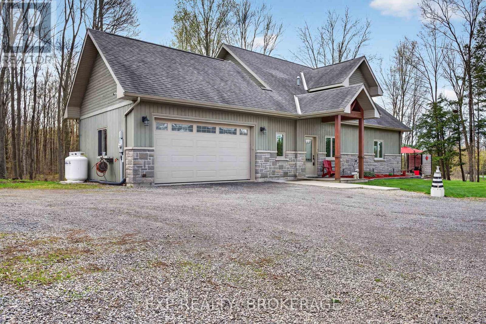 53 Pacific Road, Front Of Leeds & Seeleys Bay, Ontario  K0E 1L0 - Photo 2 - X13082694