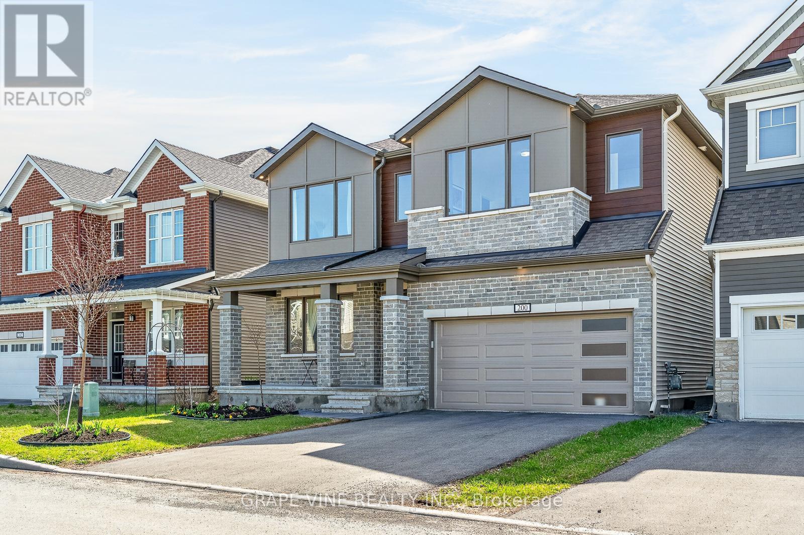 200 Yearling Circle, Ottawa, Ontario  K0A 2Z0 - Photo 2 - X13082598