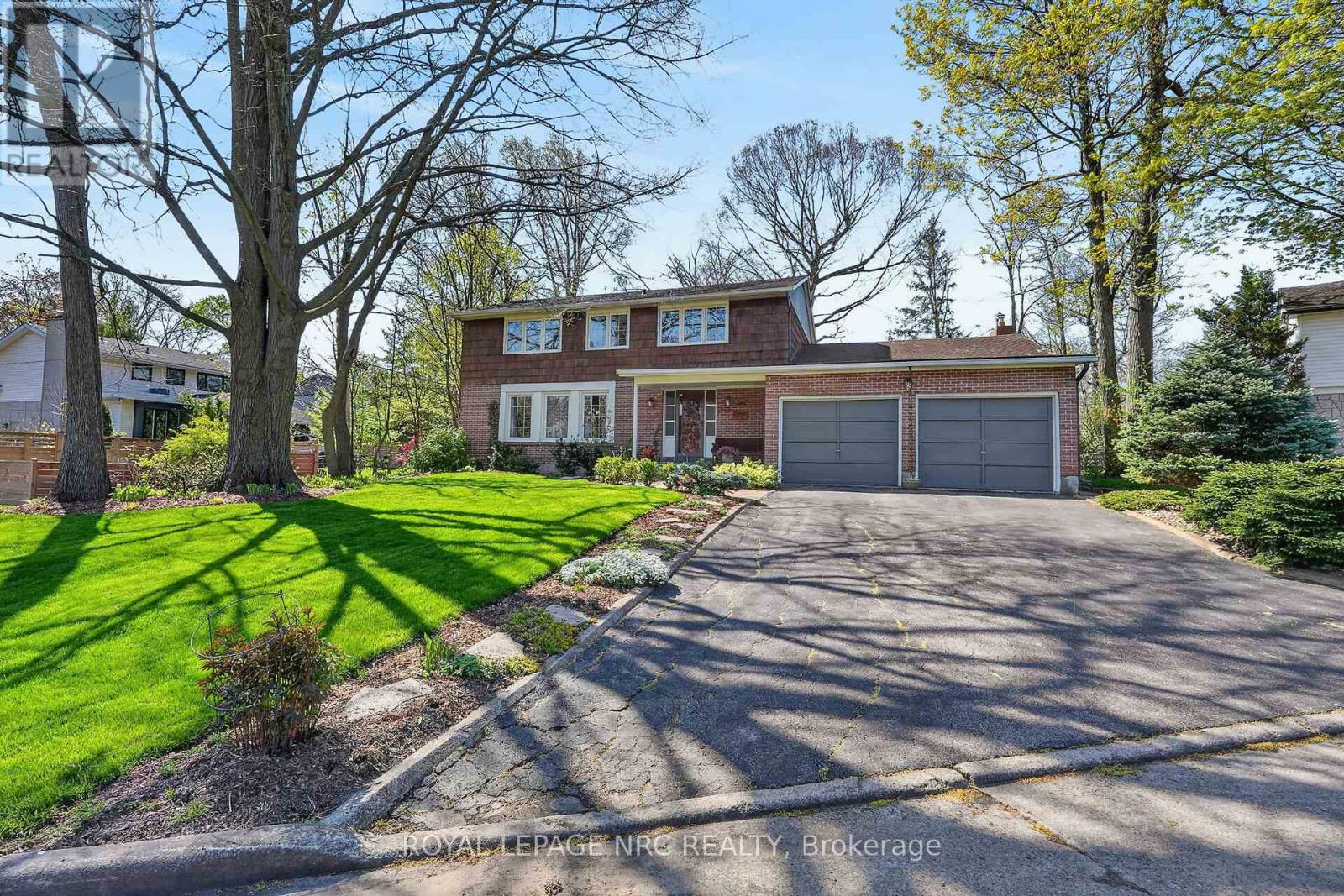 10 BRIARFIELD CRESCENT, st. catharines (glendale/glenridge), Ontario
