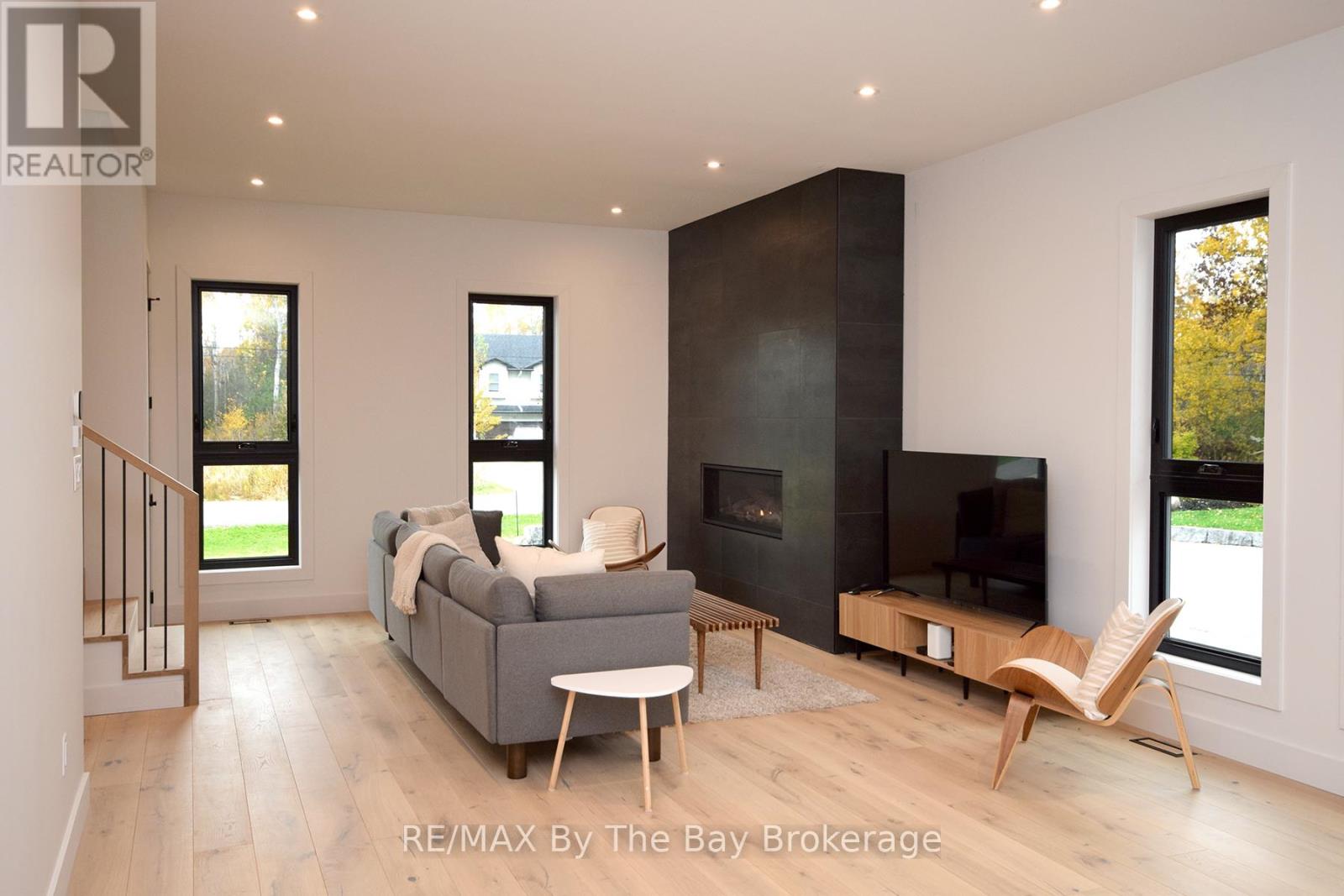 49 Broadview Street, Collingwood, Ontario  L9Y 0X2 - Photo 18 - S13082560