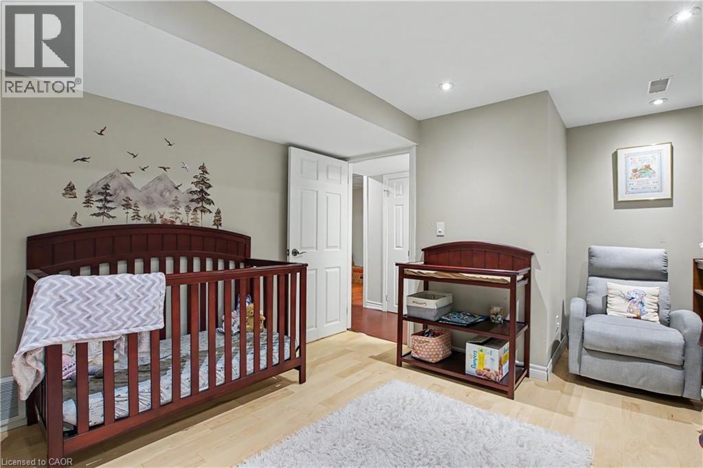 241 Guelph Avenue, Cambridge, Ontario  N3C 1A9 - Photo 22 - 40823500