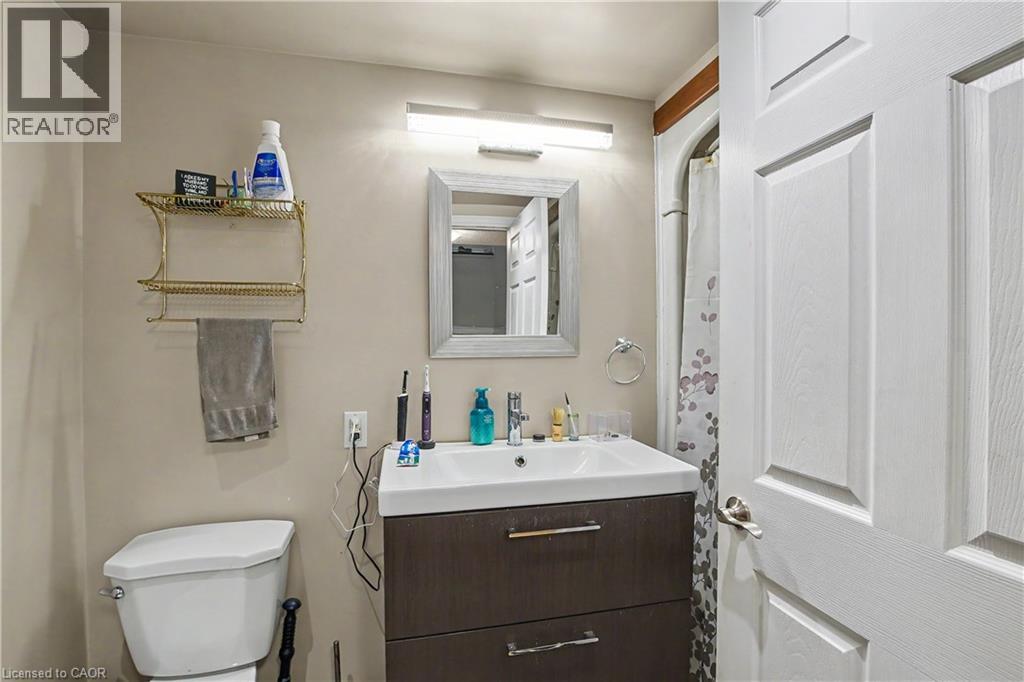 241 Guelph Avenue, Cambridge, Ontario  N3C 1A9 - Photo 37 - 40823500