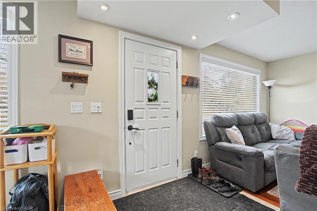 241 Guelph Avenue, Cambridge, Ontario  N3C 1A9 - Photo 5 - 40823501