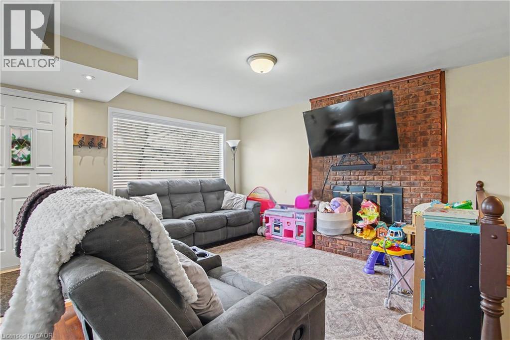 241 Guelph Avenue, Cambridge, Ontario  N3C 1A9 - Photo 8 - 40823501