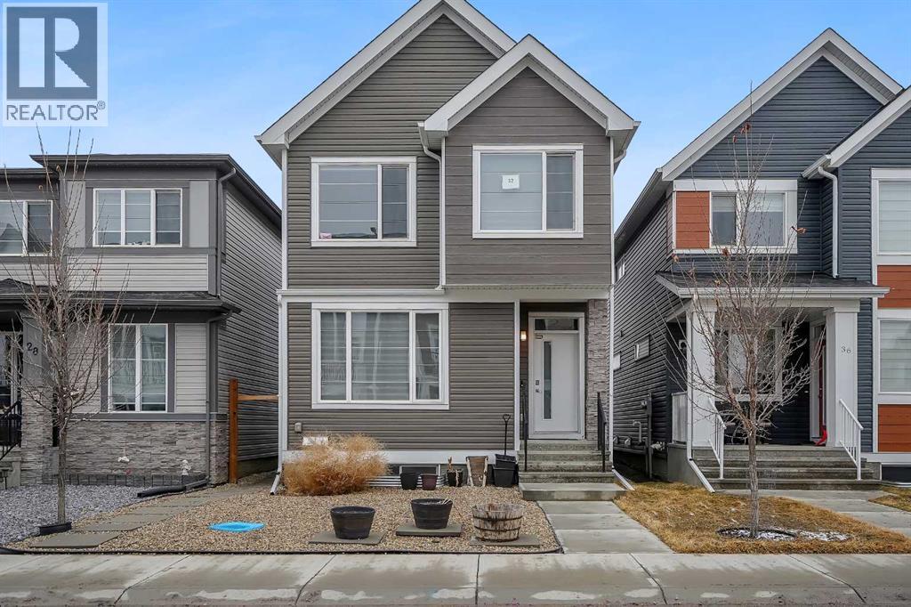 32 Seton Row SE, Calgary, Alberta  T3M 3L7 - Photo 1 - A2300676