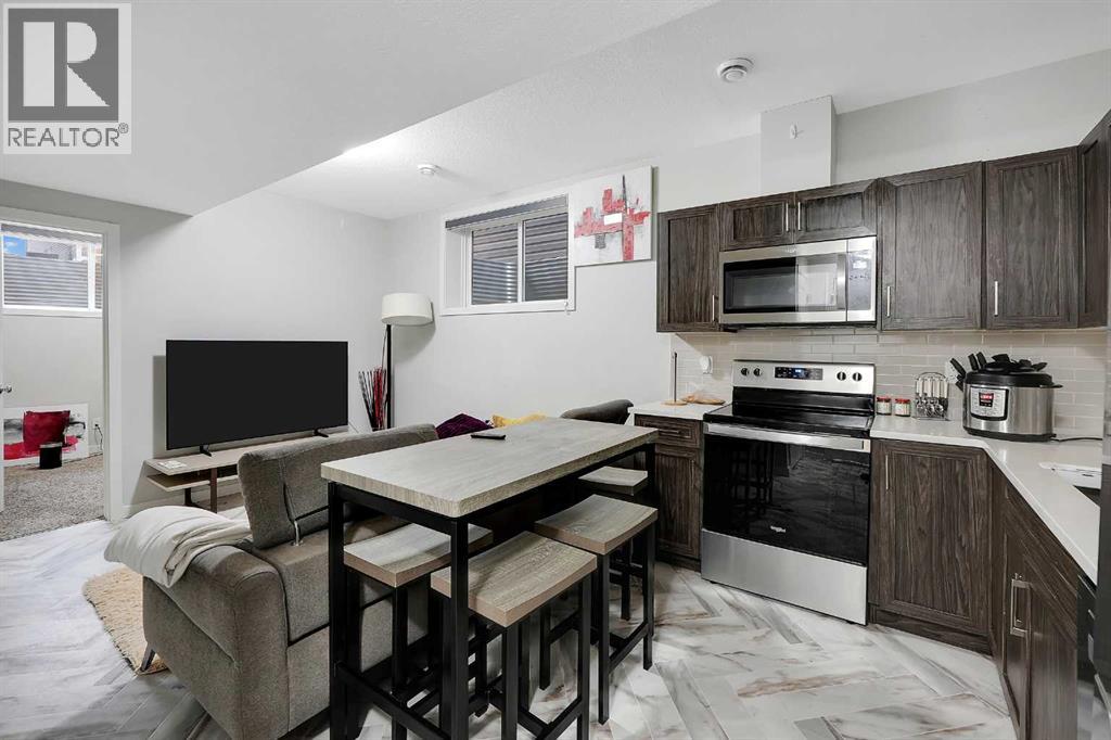 32 Seton Row SE, Calgary, Alberta  T3M 3L7 - Photo 15 - A2300676