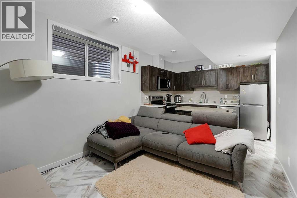 32 Seton Row SE, Calgary, Alberta  T3M 3L7 - Photo 18 - A2300676