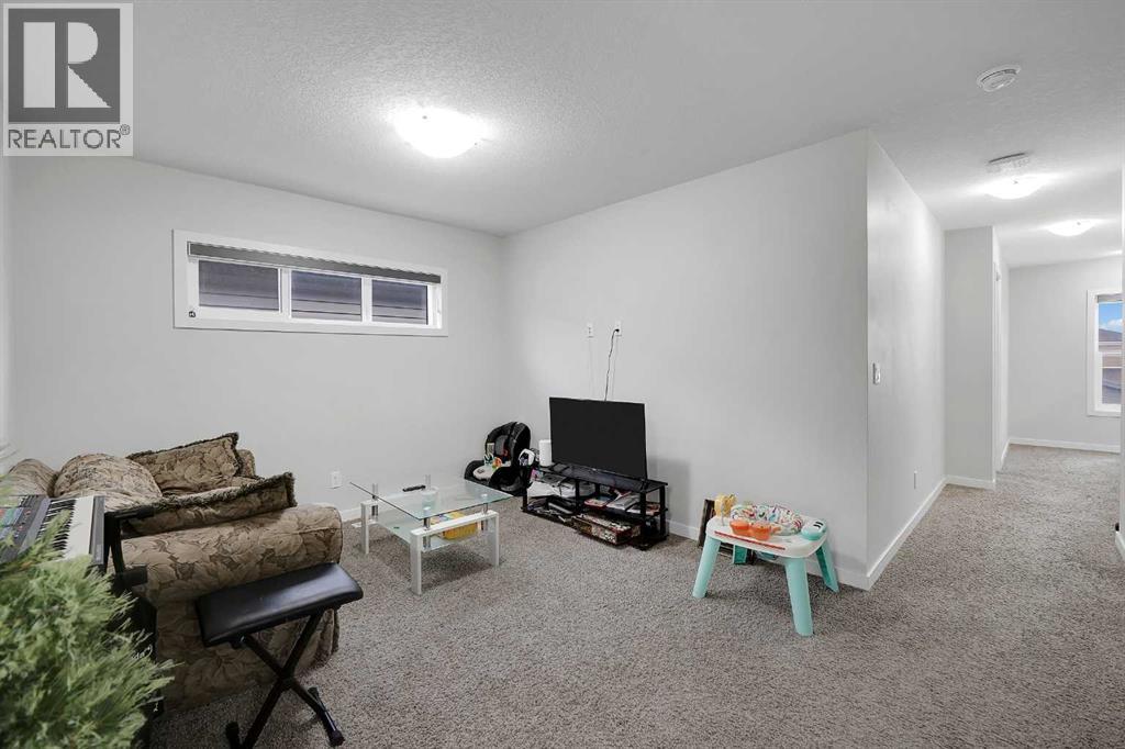 32 Seton Row SE, Calgary, Alberta  T3M 3L7 - Photo 28 - A2300676