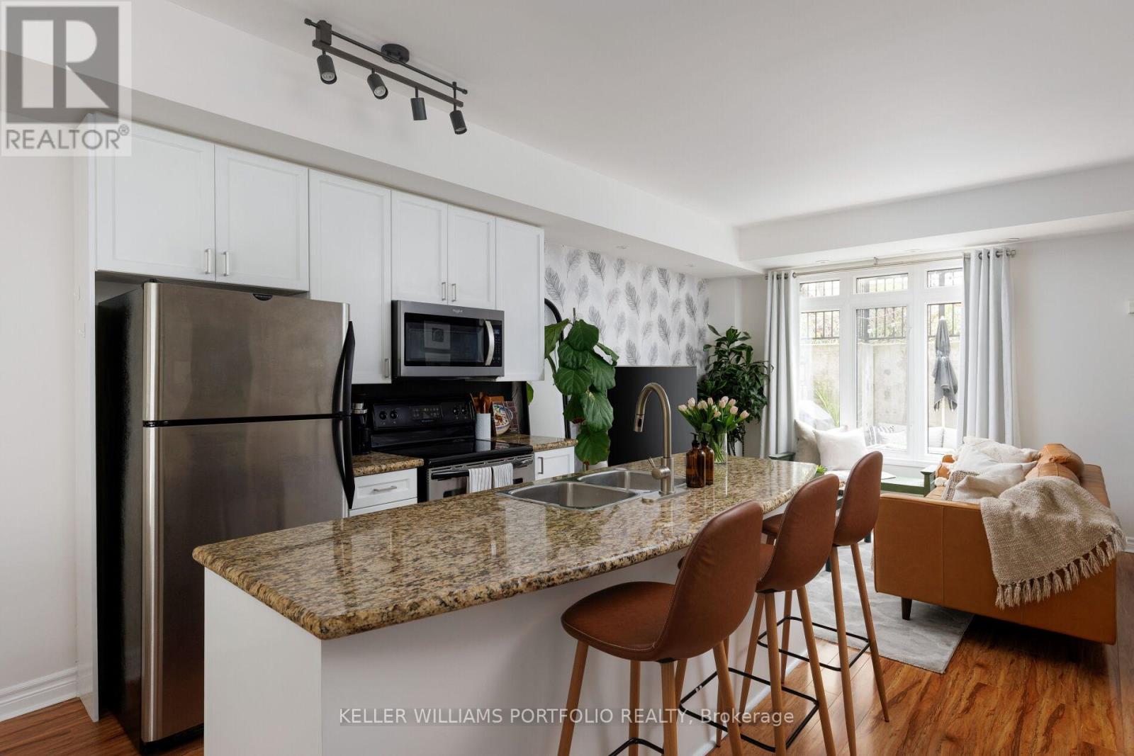 08 - 60 Carr Street, Toronto, Ontario  M5T 1B7 - Photo 7 - C13082564