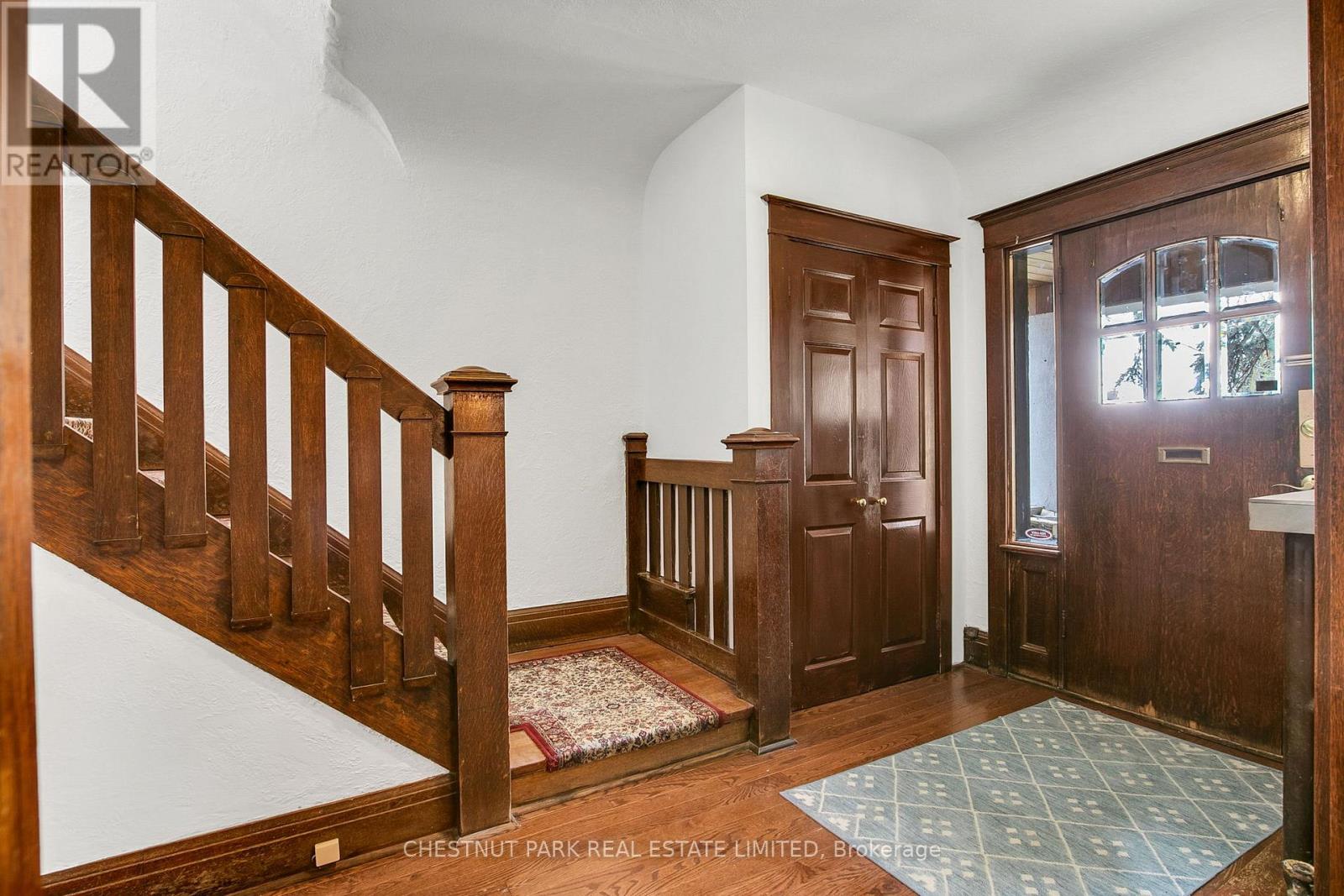 4 Biggar Avenue, Toronto, Ontario  M6H 2N4 - Photo 4 - C13082634