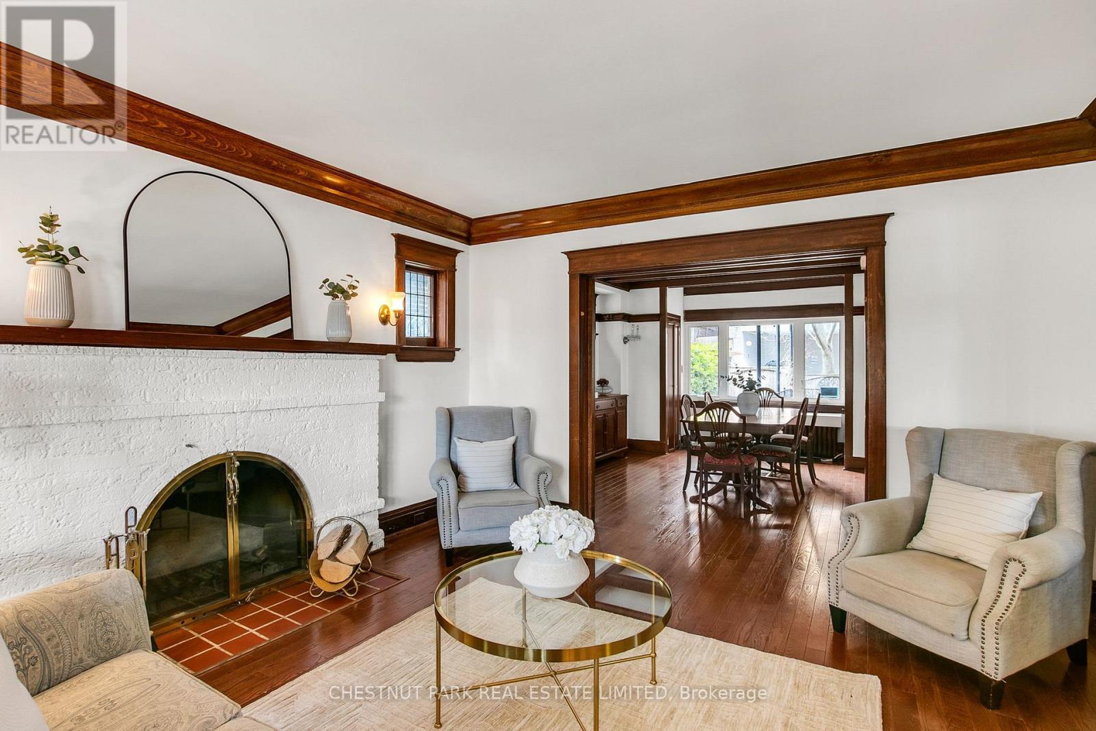 4 Biggar Avenue, Toronto, Ontario  M6H 2N4 - Photo 6 - C13082634