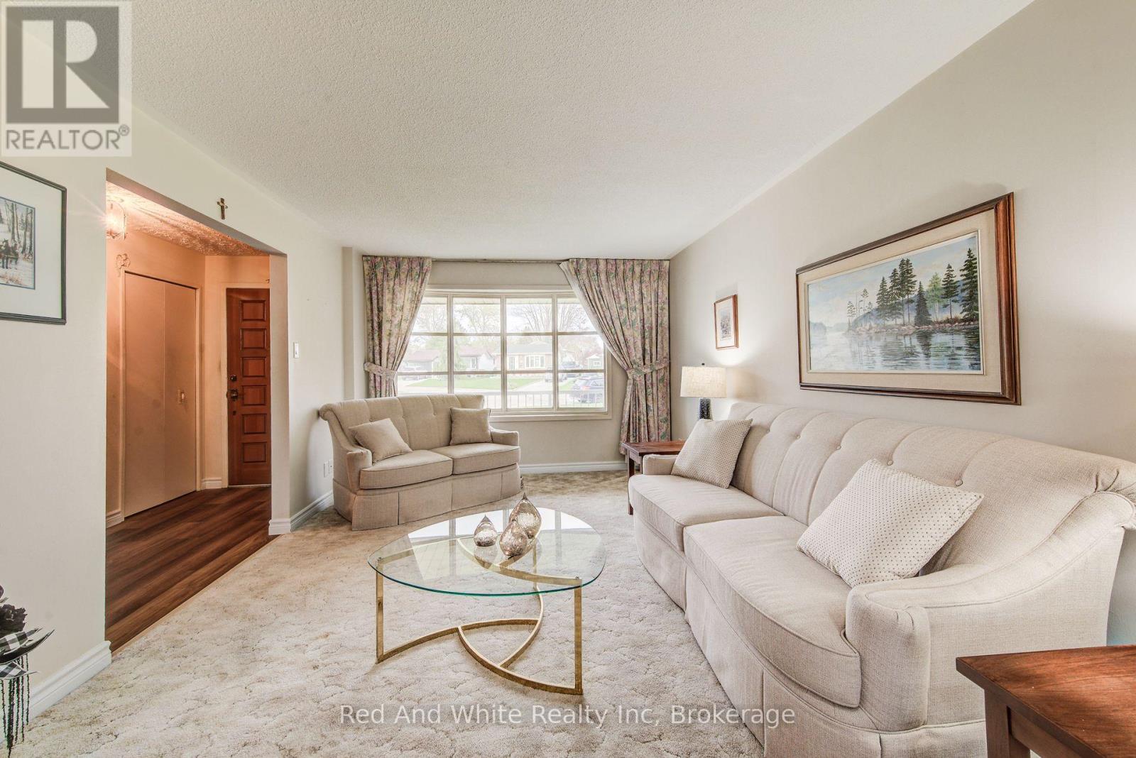 17 Forest Glen Court, Kitchener, Ontario  N2N 1E1 - Photo 11 - X13082642