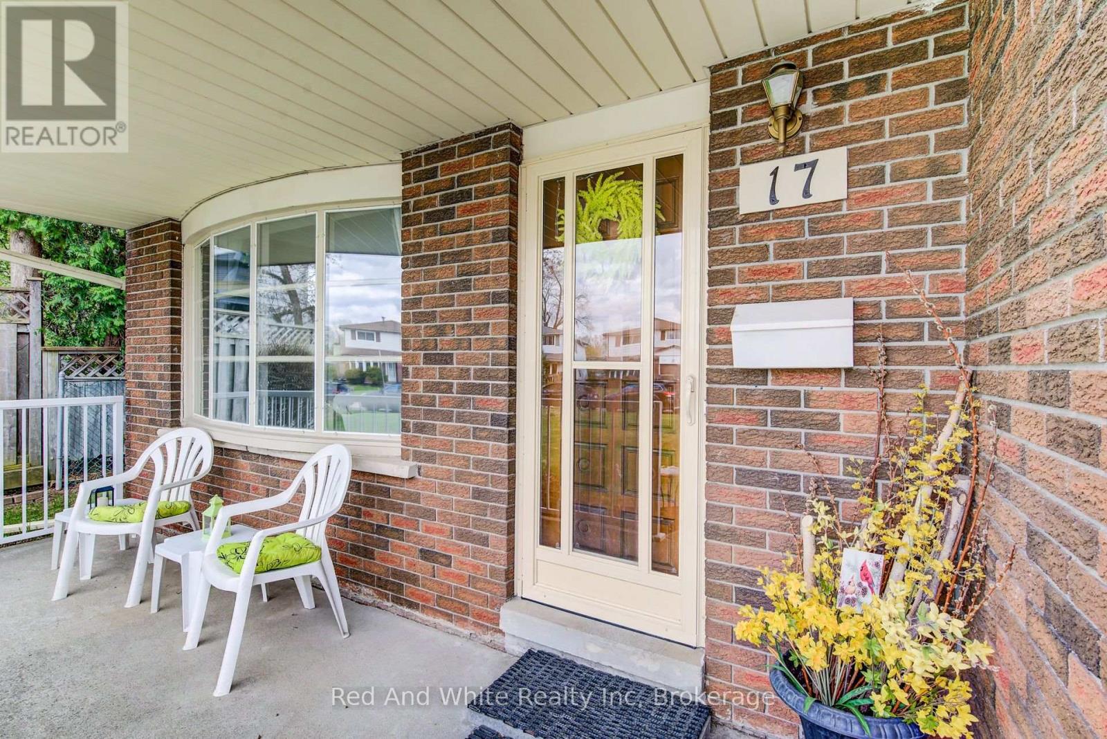 17 Forest Glen Court, Kitchener, Ontario  N2N 1E1 - Photo 6 - X13082642