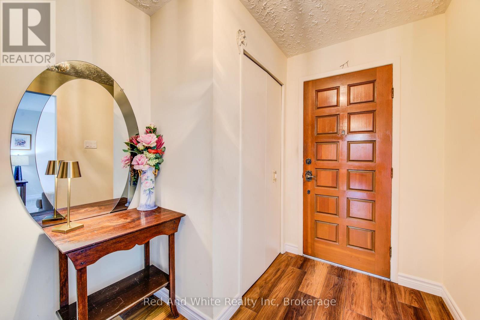 17 Forest Glen Court, Kitchener, Ontario  N2N 1E1 - Photo 7 - X13082642