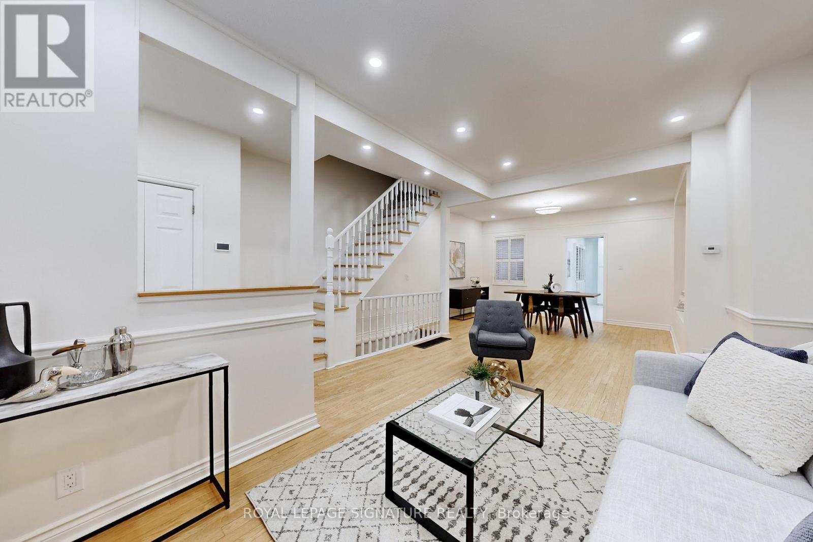 337 Glen Road, Toronto, Ontario  M4W 2X4 - Photo 2 - C12835144