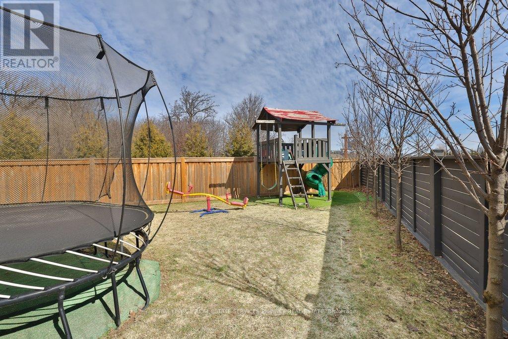 491 Threshing Mill Boulevard, Oakville, Ontario  L6H 7H5 - Photo 47 - W13074626
