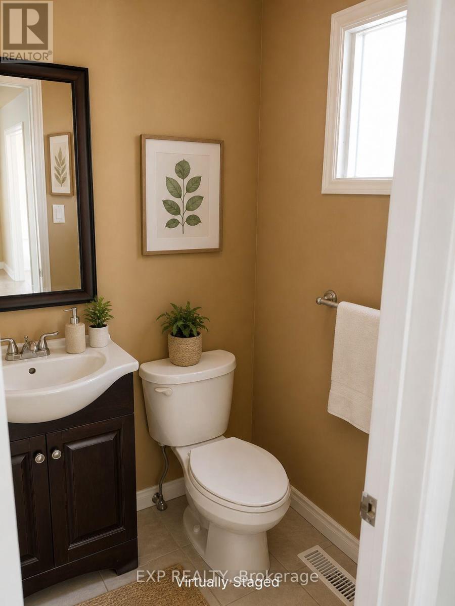 Main Level - 71 Daniels Crescent, Ajax, Ontario  L1T 1Y7 - Photo 6 - E13082616