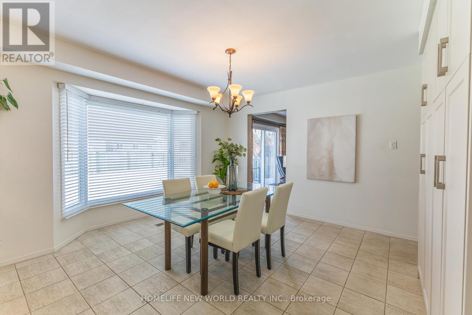 10 Holden Court, Whitby, Ontario  L1N 9A1 - Photo 10 - E13082648