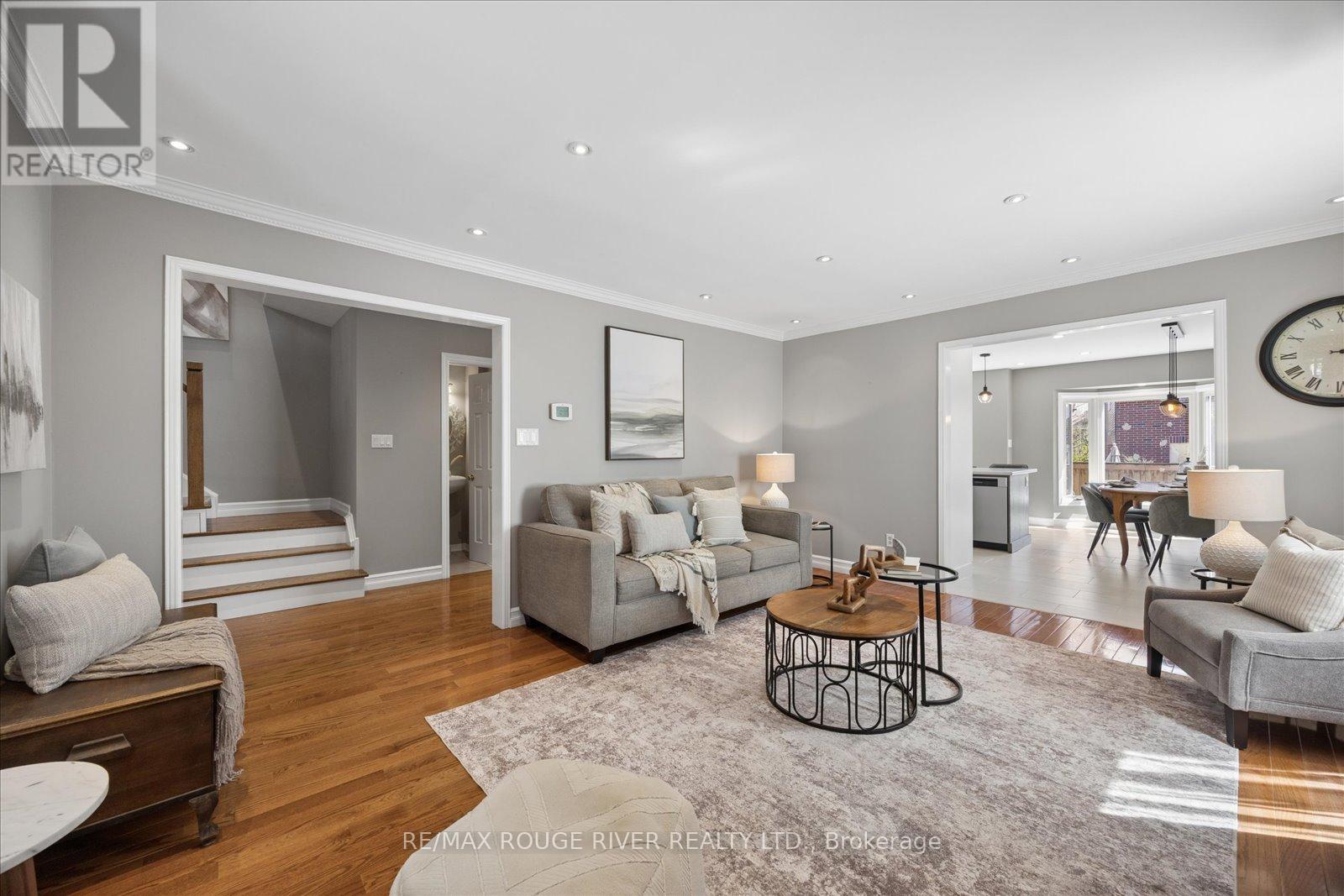 1014 Redbird Crescent, Pickering, Ontario  L1V 5K3 - Photo 10 - E13082688
