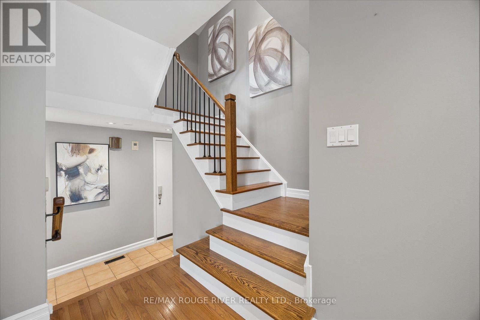 1014 Redbird Crescent, Pickering, Ontario  L1V 5K3 - Photo 22 - E13082688