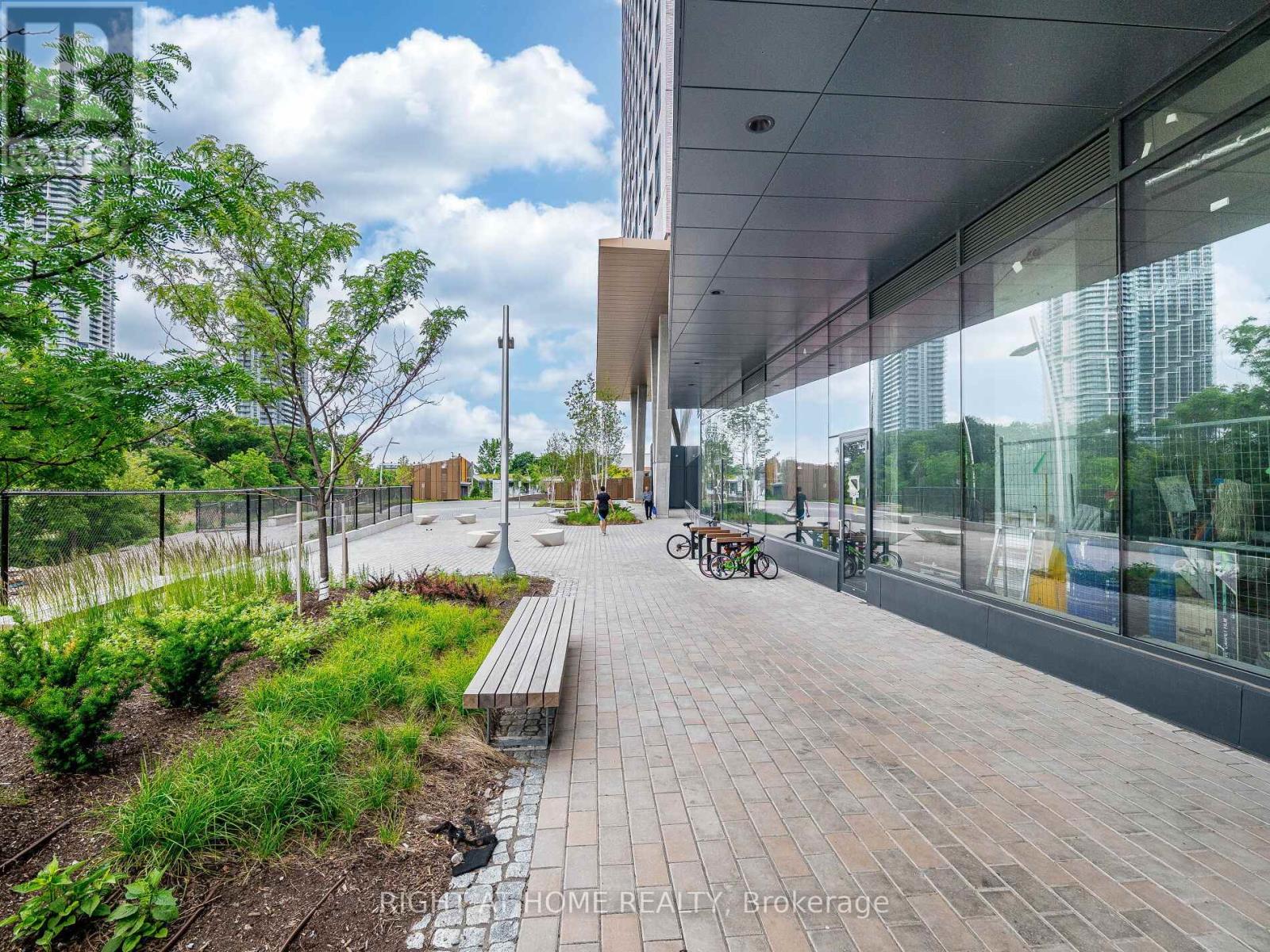 3003 - 2920 Highway 7 Road, Vaughan, Ontario  L4K 0P4 - Photo 3 - N13082576