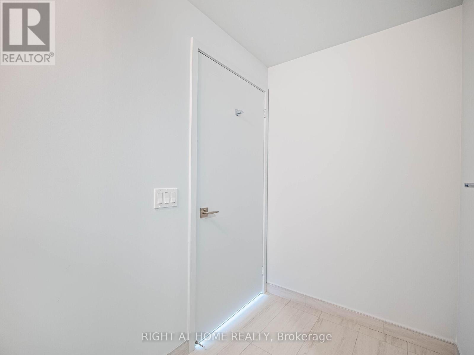 3003 - 2920 Highway 7 Road, Vaughan, Ontario  L4K 0P4 - Photo 43 - N13082576