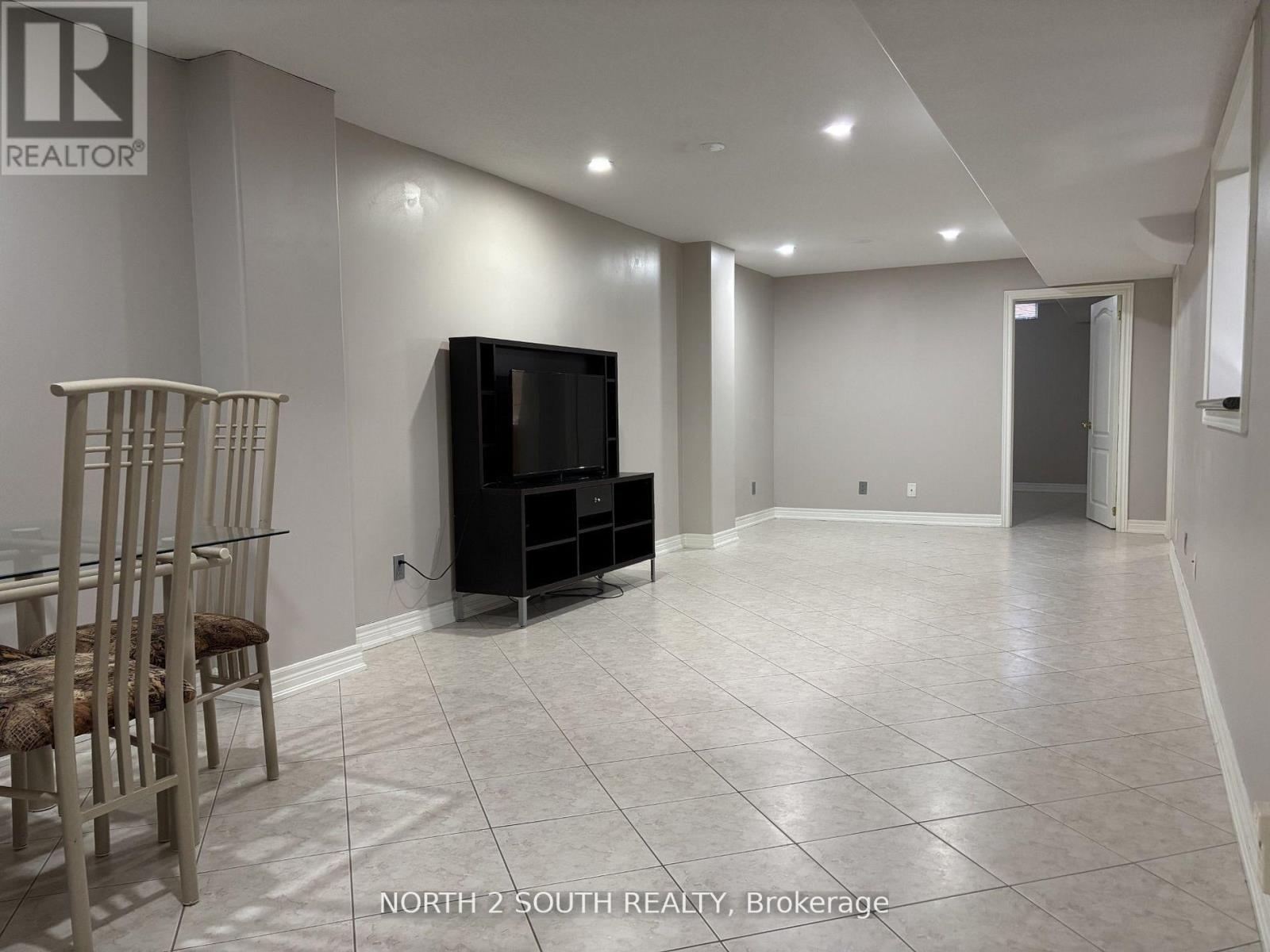Bsmt - 12 Villandry Crescent, Vaughan, Ontario  L6A 2R1 - Photo 11 - N13082618