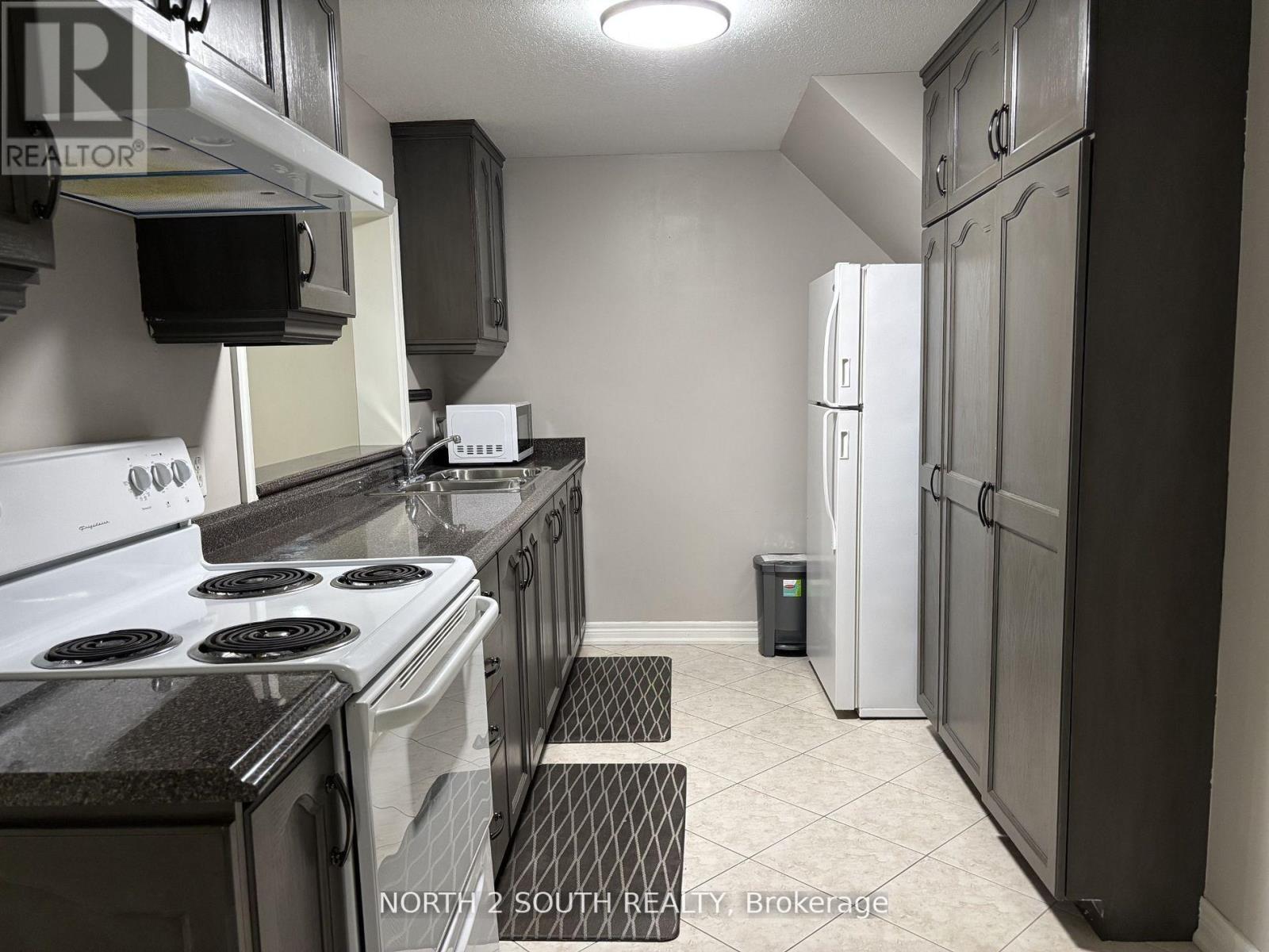 Bsmt - 12 Villandry Crescent, Vaughan, Ontario  L6A 2R1 - Photo 19 - N13082618