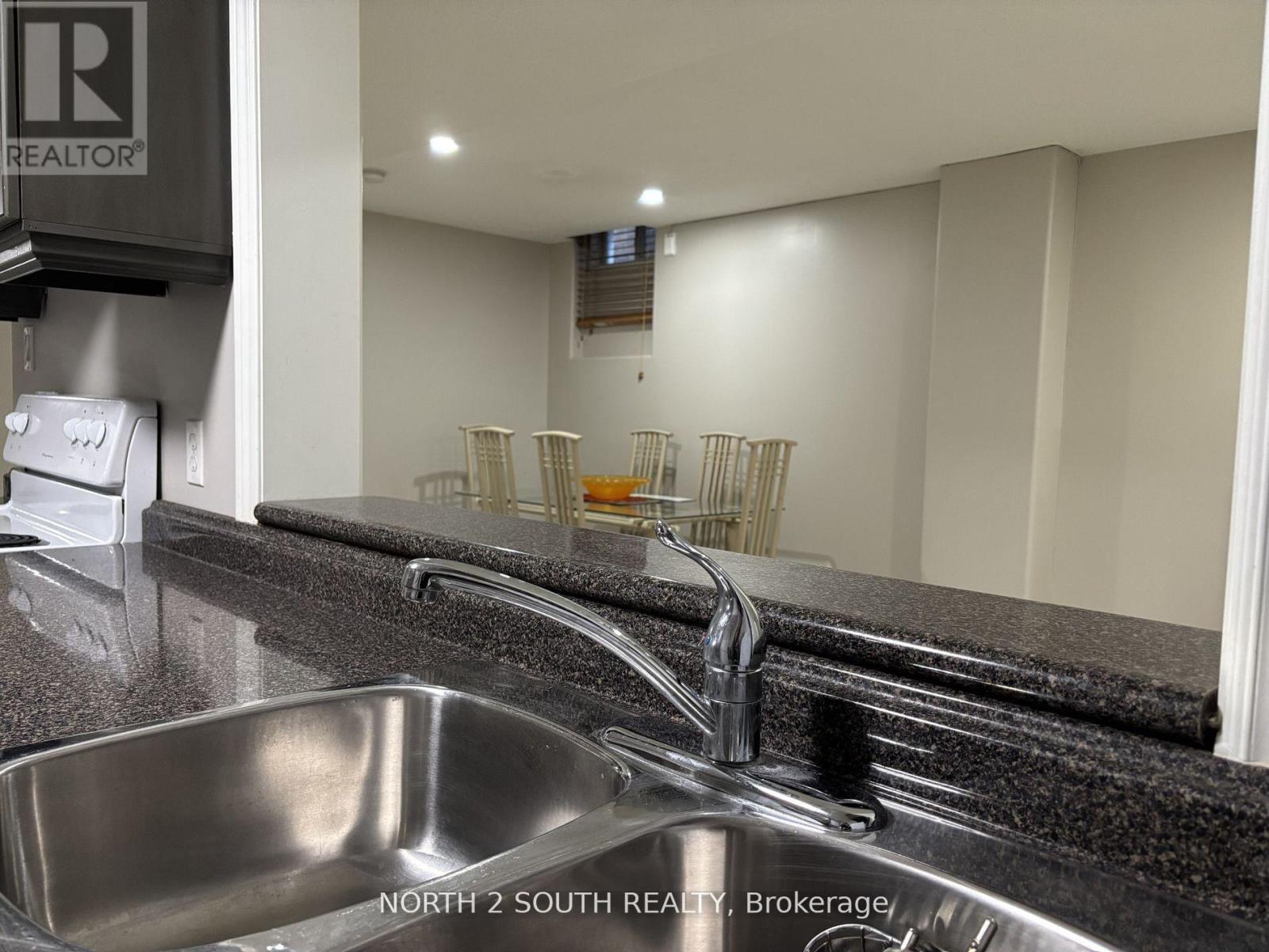Bsmt - 12 Villandry Crescent, Vaughan, Ontario  L6A 2R1 - Photo 22 - N13082618