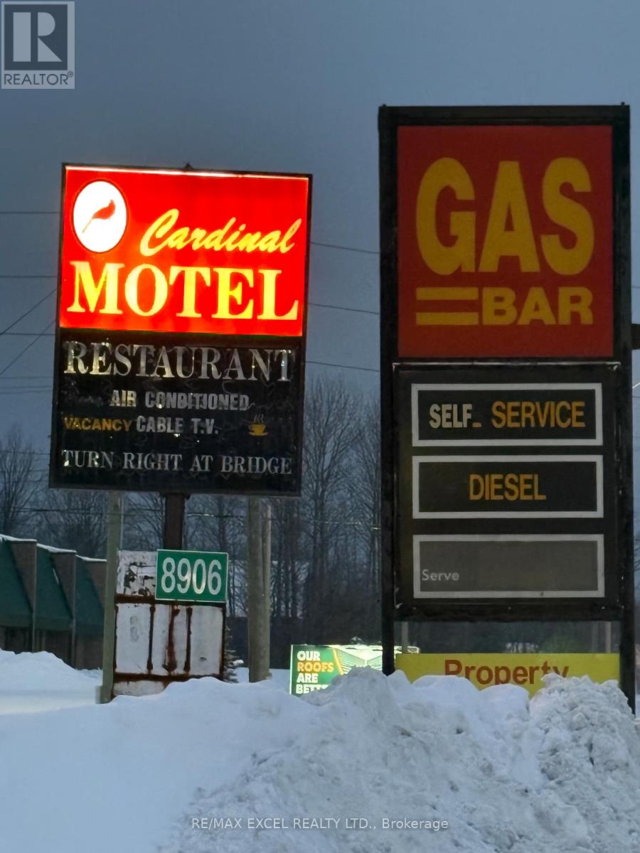 8906 HWY 11 ROAD S, Severn, Ontario