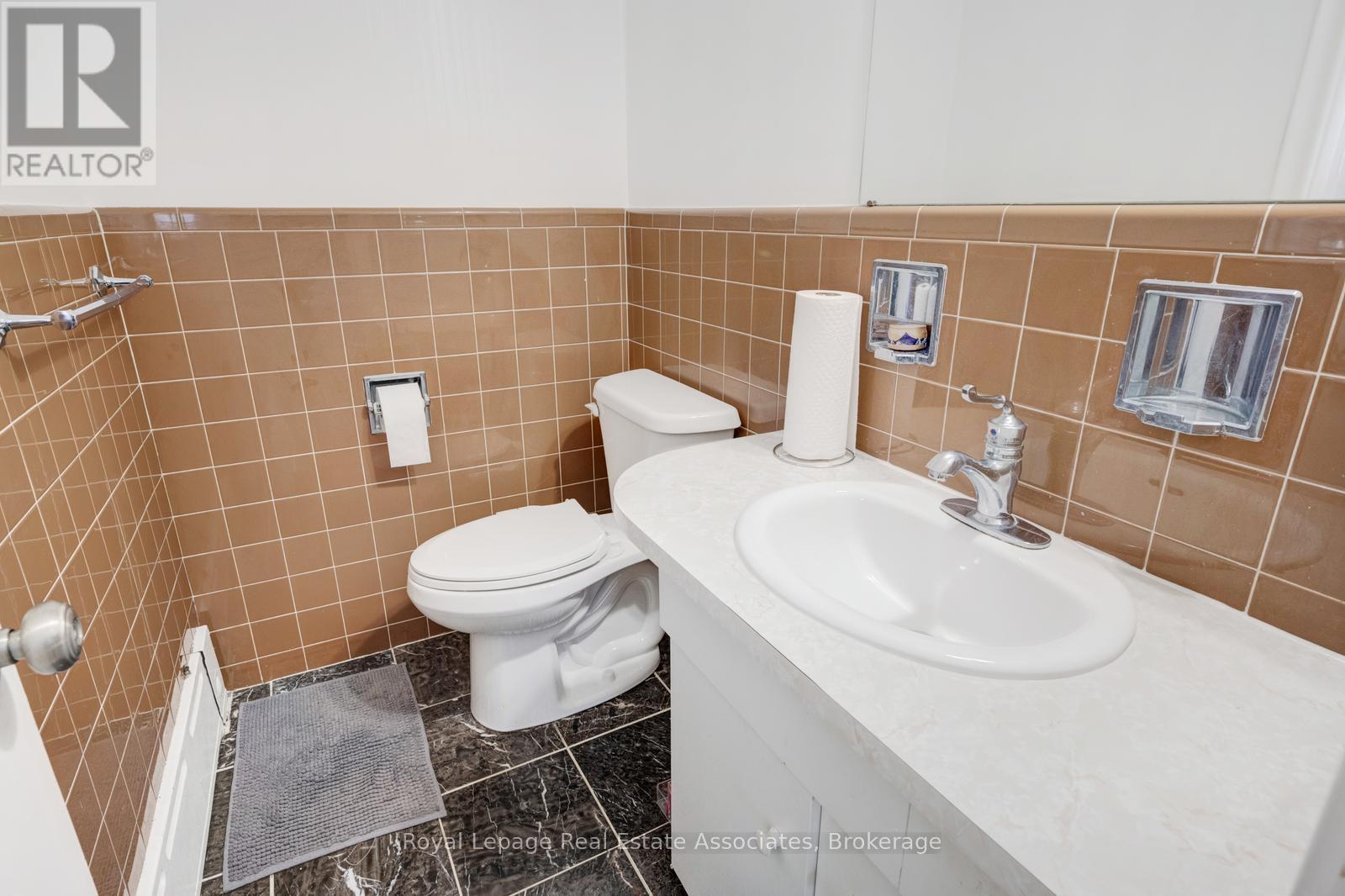 A - 49 Bemersyde Drive, Toronto, Ontario  M9A 2T3 - Photo 15 - W13082606