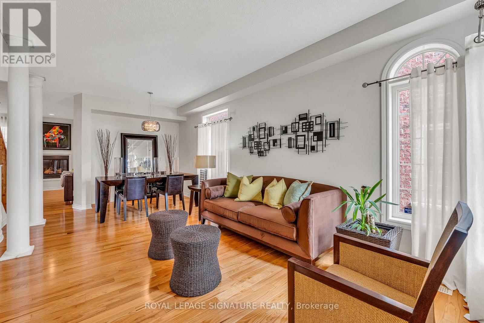 3319 Tacc Drive, Mississauga, Ontario  L5M 0K4 - Photo 3 - W13082656