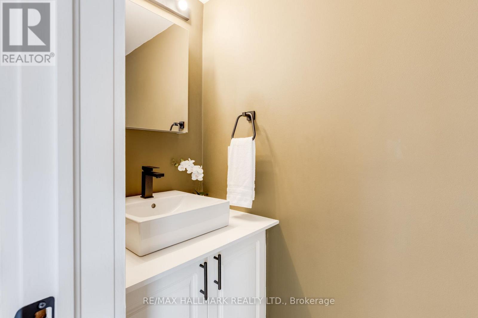 47 - 30 Turntable Crescent, Toronto, Ontario  M6H 4K9 - Photo 21 - W13082702