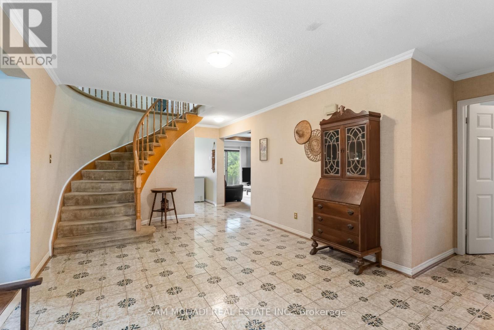 2138 Burbank Drive, Mississauga, Ontario  L5L 2T8 - Photo 19 - W13082722